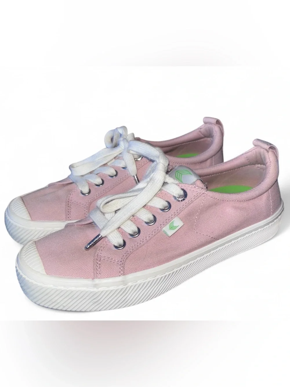 Cariuma OCA Women's Low-Top Canvas Sneakers in Dusty Rose Size 7 Casual Trainers